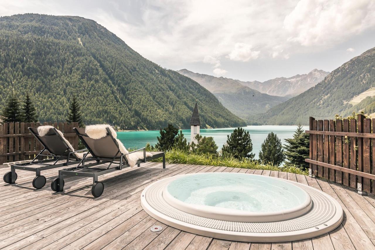 Hotel & Chalets Edelweiss Madonna  Екстер'єр фото