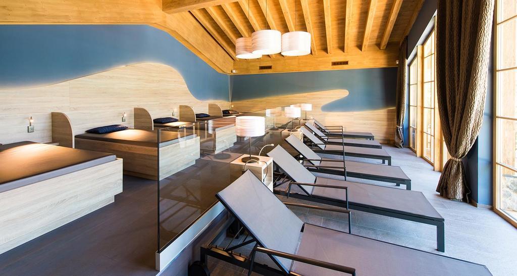 Hotel & Chalets Edelweiss Madonna  Екстер'єр фото