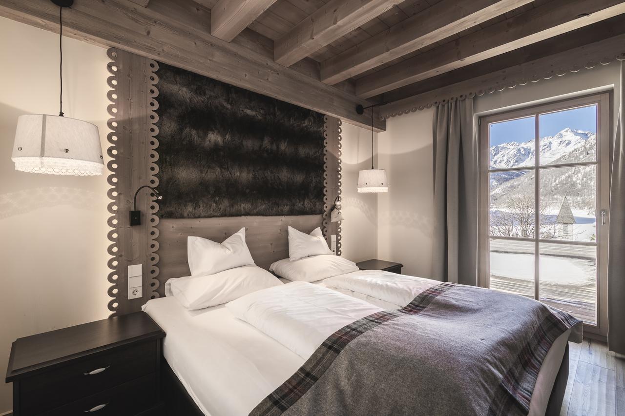 Hotel & Chalets Edelweiss Madonna  Екстер'єр фото