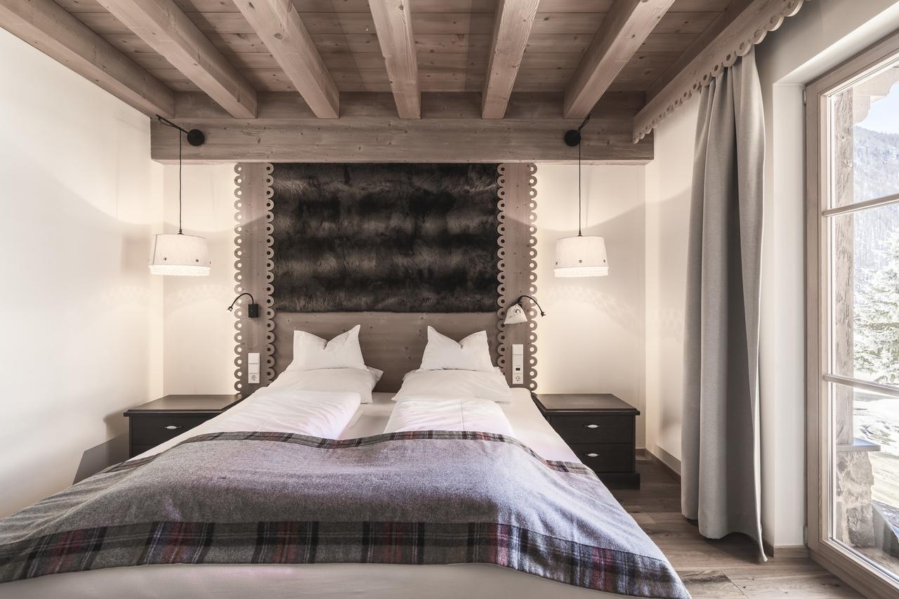 Hotel & Chalets Edelweiss Madonna  Екстер'єр фото